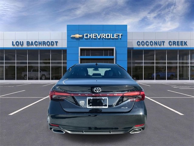 Used 2022 Toyota Avalon XLE w/ Moonroof Package image 7
