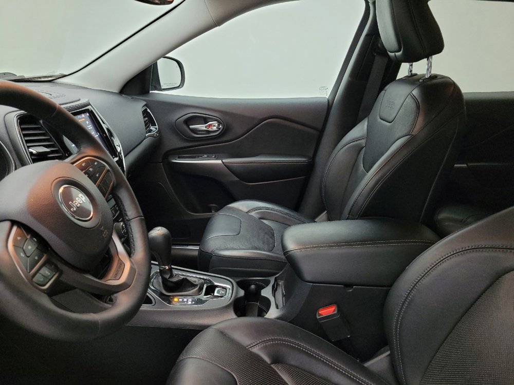 Used 2019 Jeep Cherokee Limited image 17