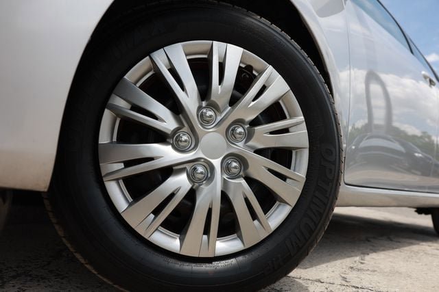 Used 2011 Toyota Corolla LE FWD image 32