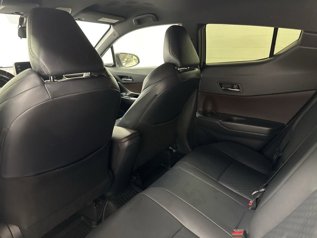 Used 2019 Toyota C-HR Limited FWD image 16