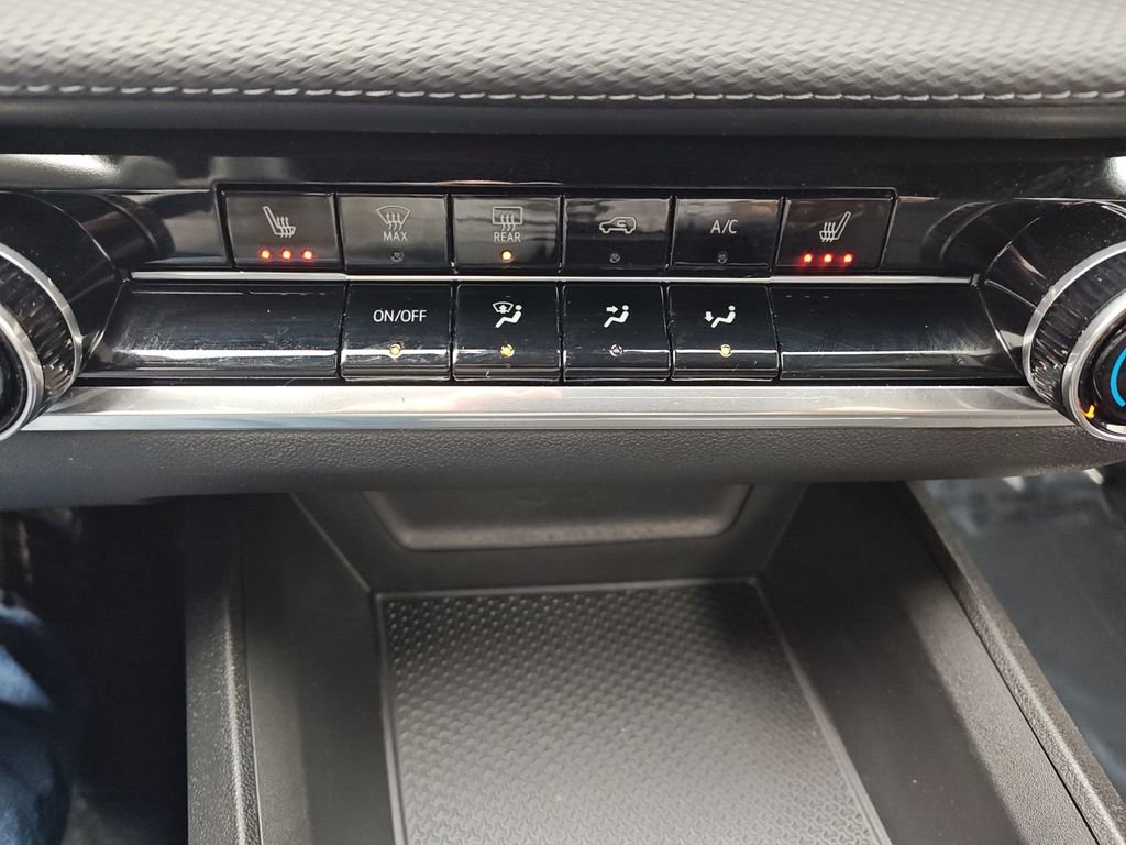 Used 2026 Chevrolet Equinox LT image 23