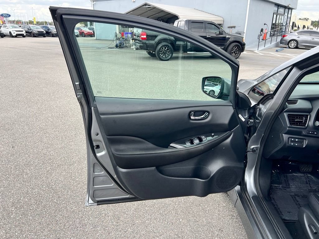 Used 2023 Nissan Leaf SV Plus FWD image 14