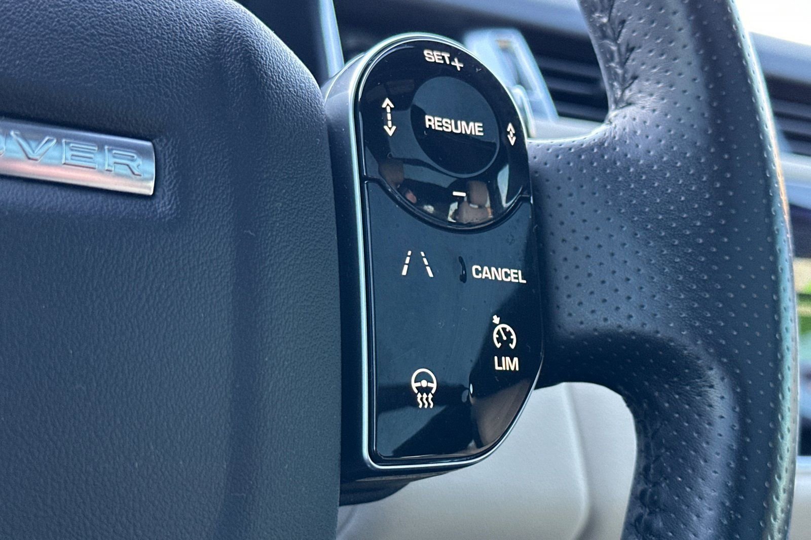 Used 2019 Land Rover Range Rover Sport HSE image 29