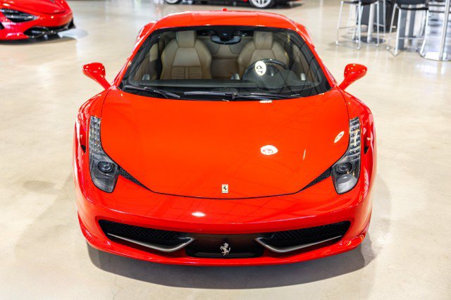 Used 2010 Ferrari 458 Italia Coupe RWD image 9