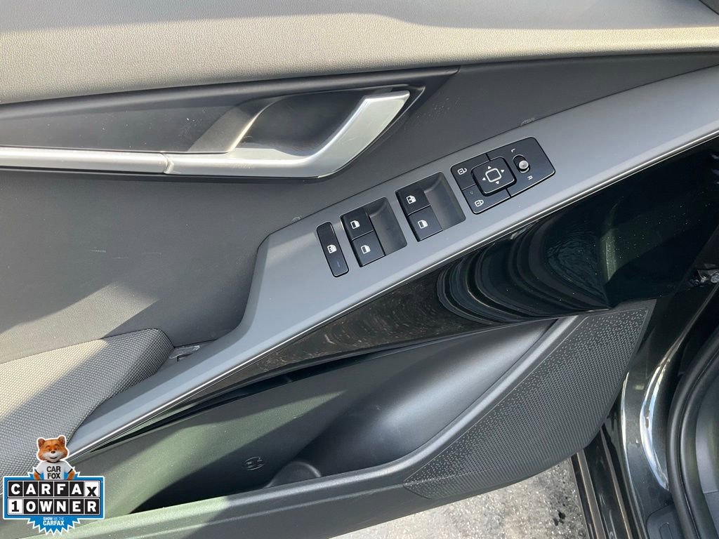 Used 2024 Kia Niro Wind image 16