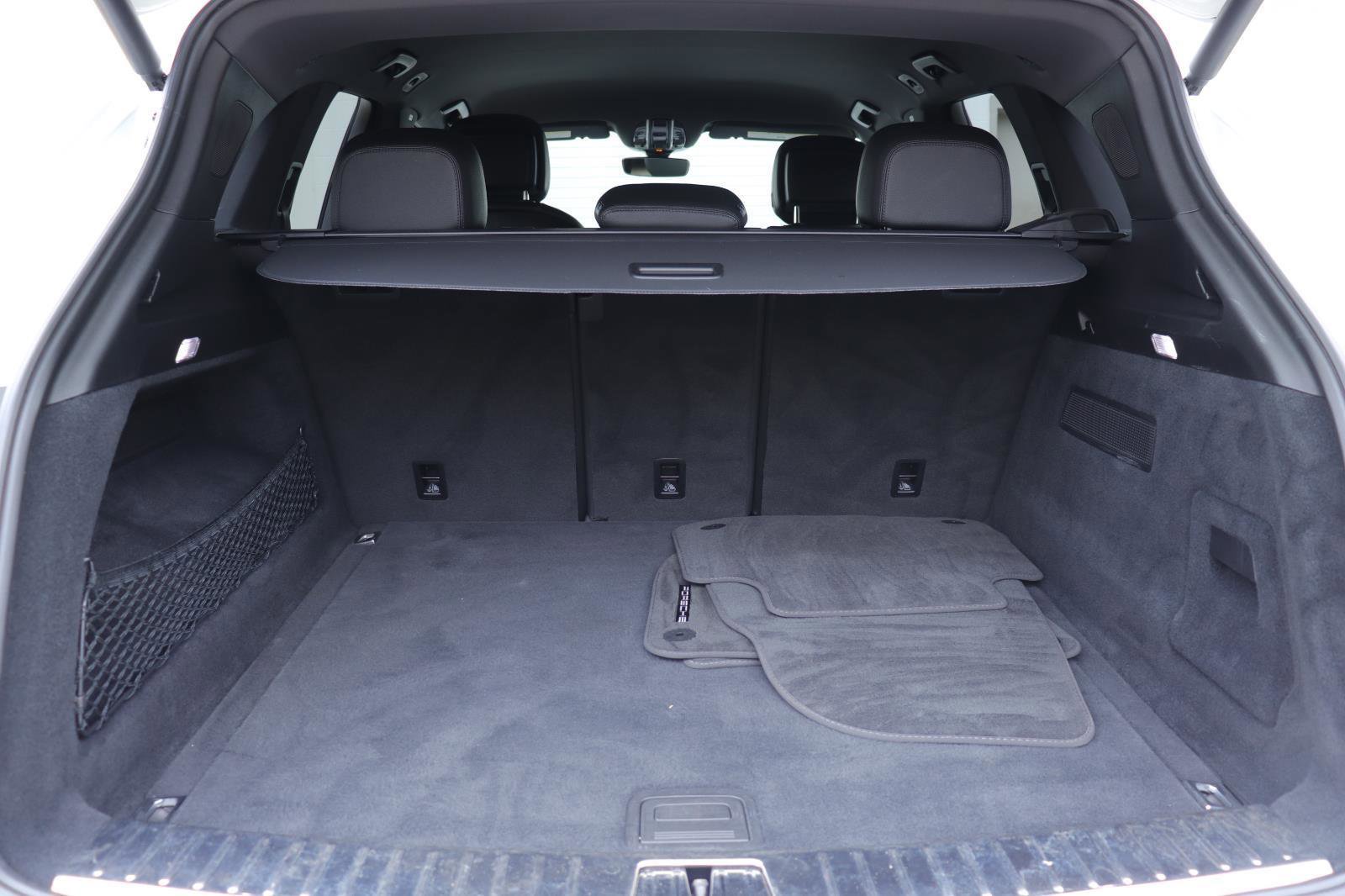 Used 2021 Porsche Cayenne image 17