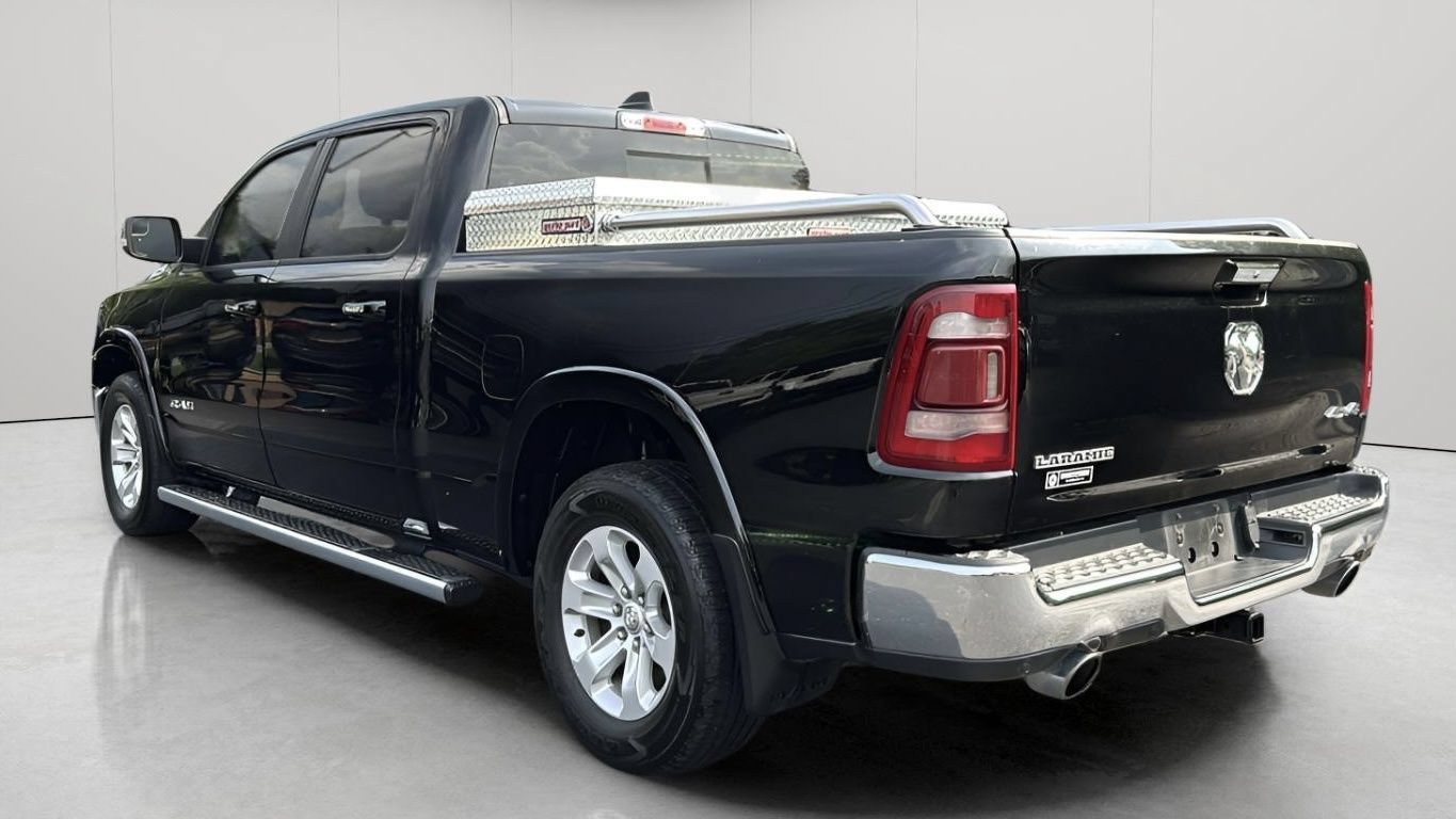 Used 2022 RAM 1500 Laramie AWD/4WD image 10