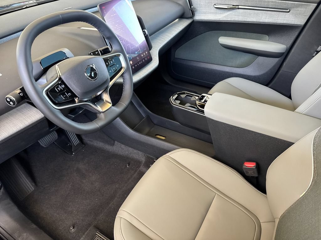 New 2026 Volvo EX30 Cross Country Ultra w/ Protection Package Premier AWD/4WD image 9