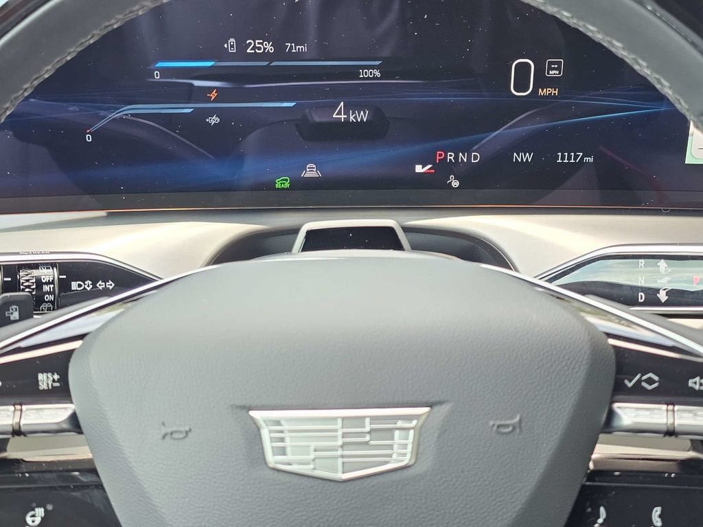 New 2027 Cadillac Vistiq Sport AWD/4WD image 29