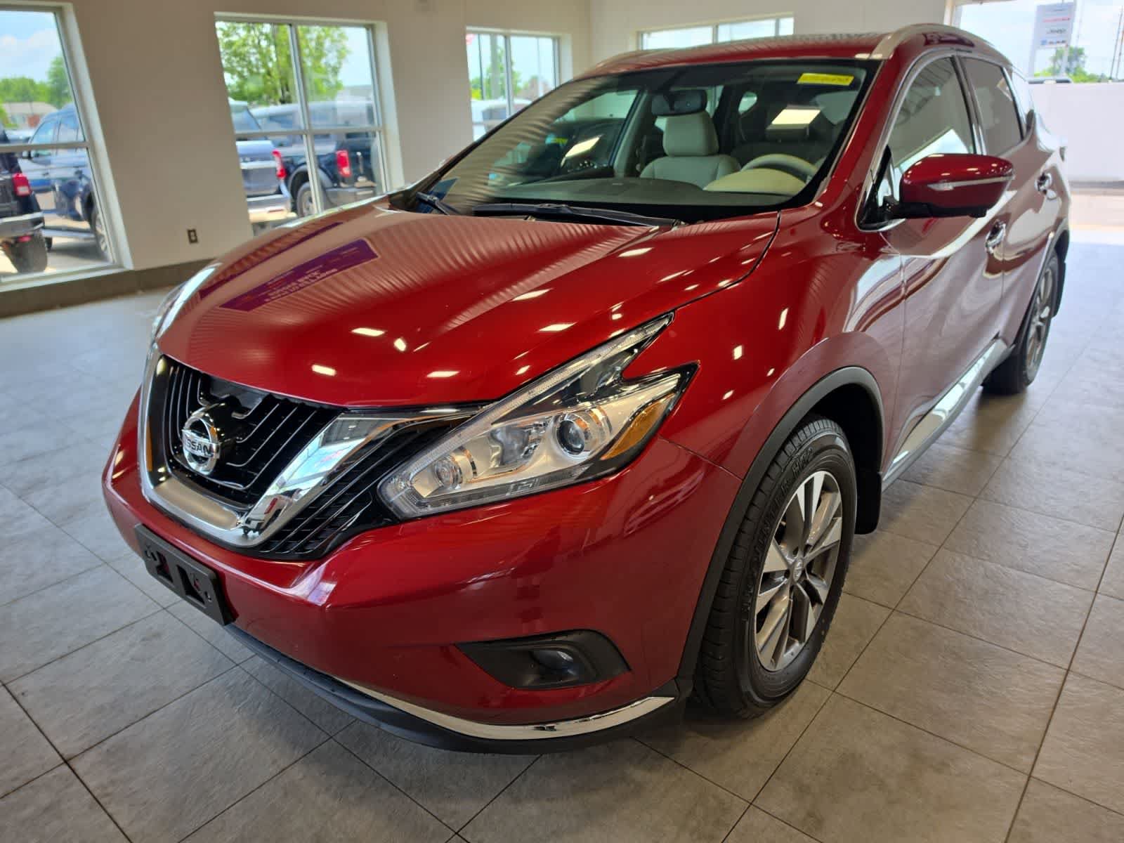 Used 2015 Nissan Murano SL w/ SL Technology Package AWD/4WD image 2