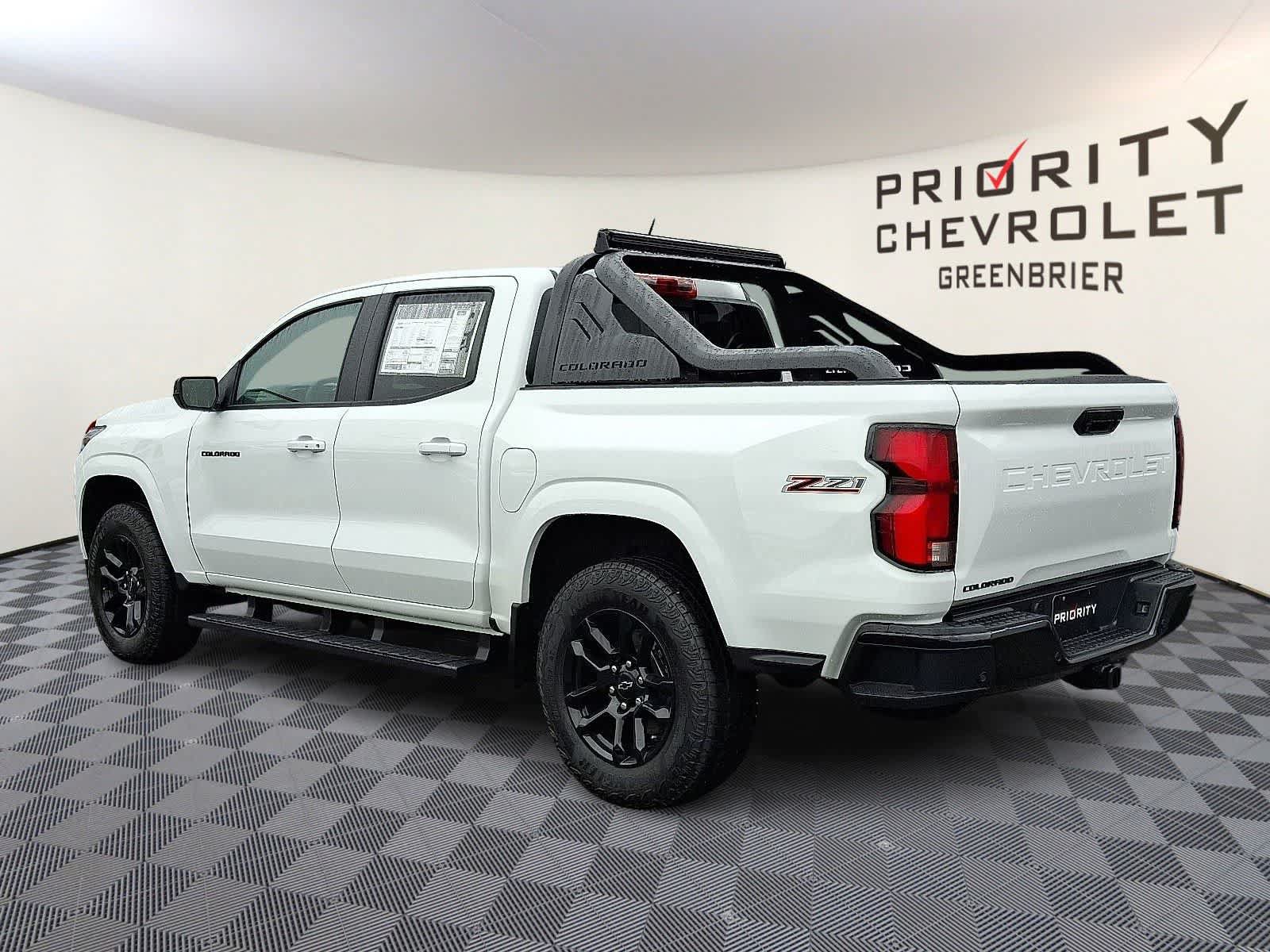 New 2025 Chevrolet Colorado Z71 w/ Midnight Edition AWD/4WD image 6