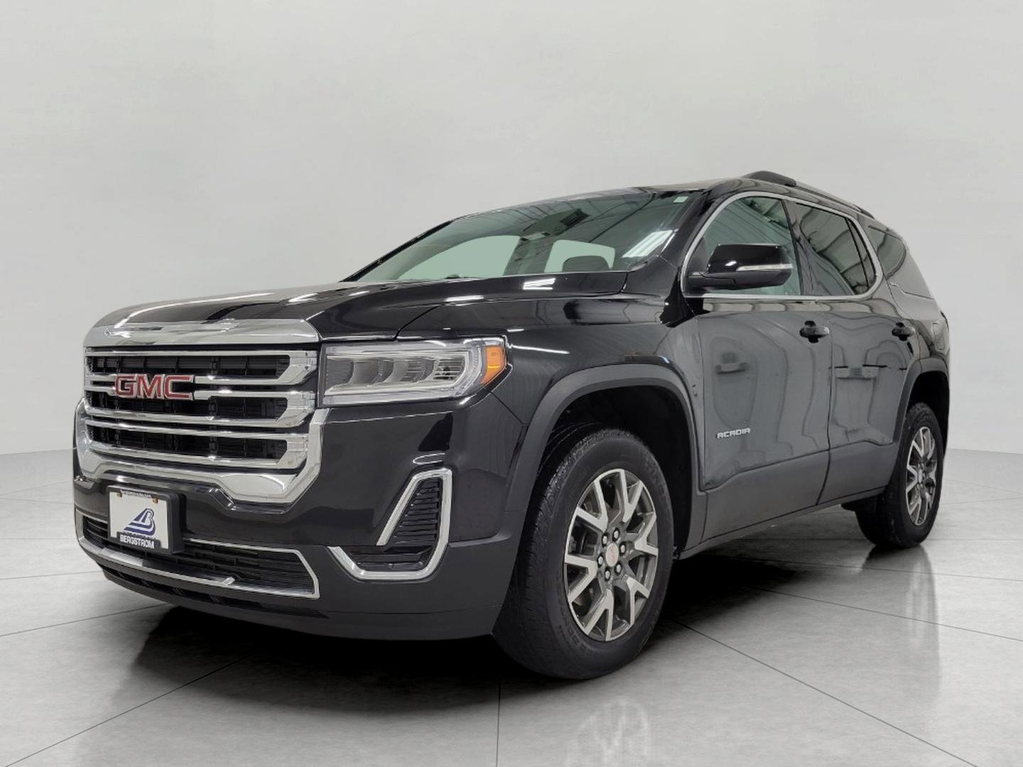 Used 2023 GMC Acadia SLE w/ Driver Convenience Package image 12