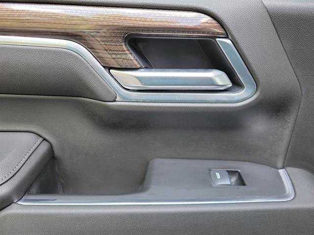 Used 2025 Chevrolet Silverado 1500 LT image 11