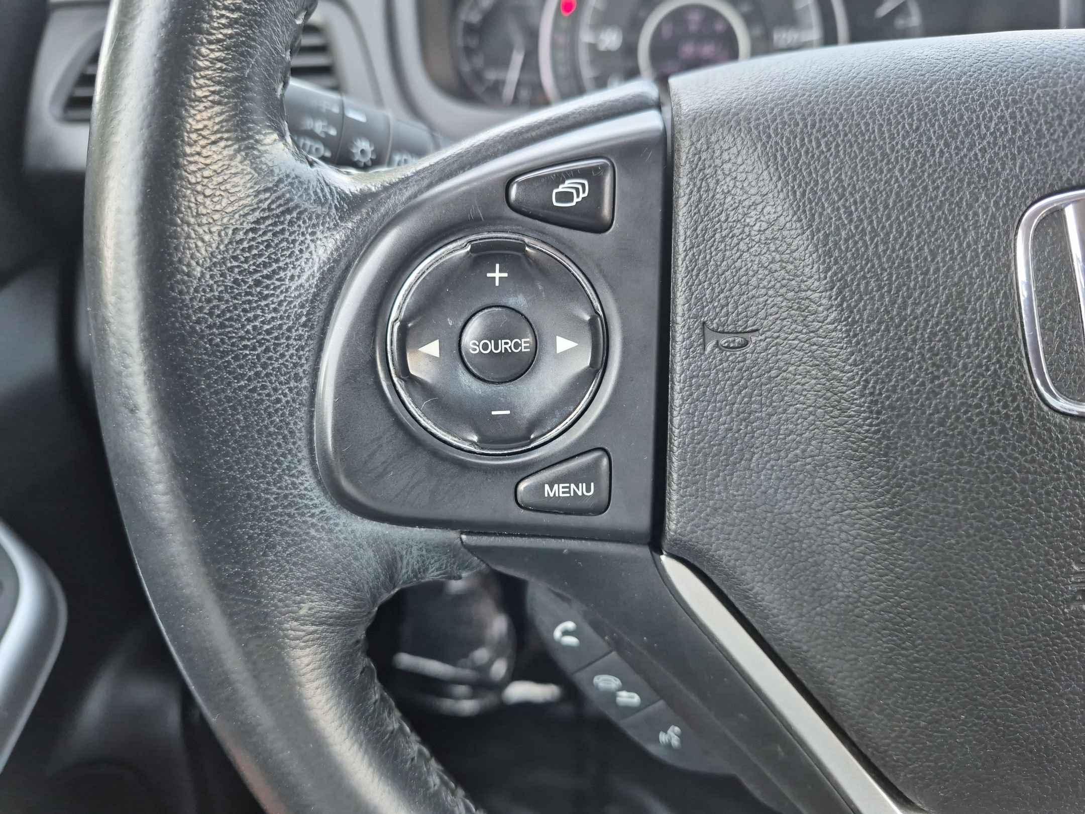 Used 2015 Honda CR-V EX-L image 14