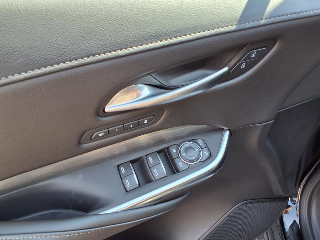 New 2025 Cadillac XT4 Premium Luxury image 14