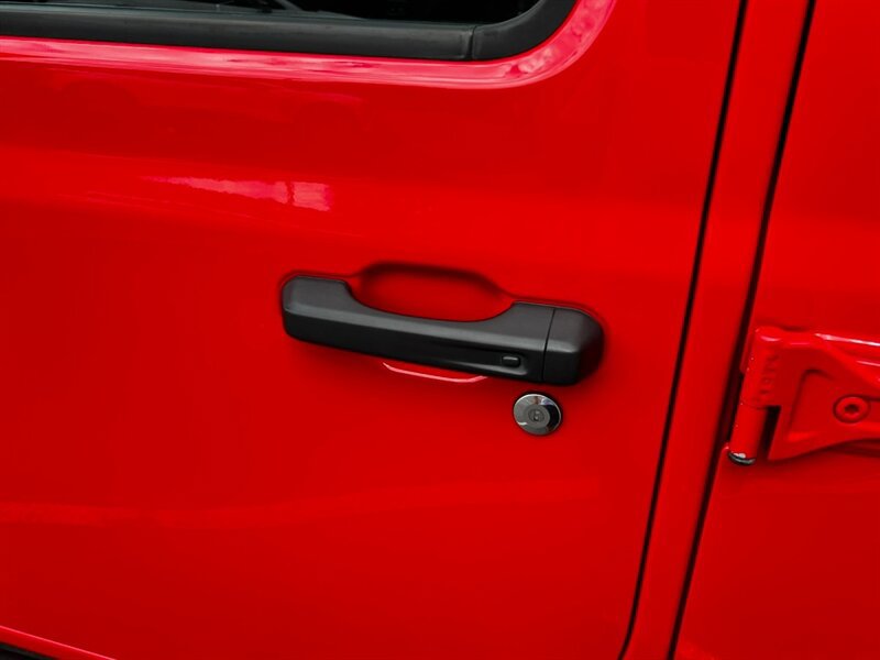 Used 2020 Jeep Gladiator Rubicon AWD/4WD image 18