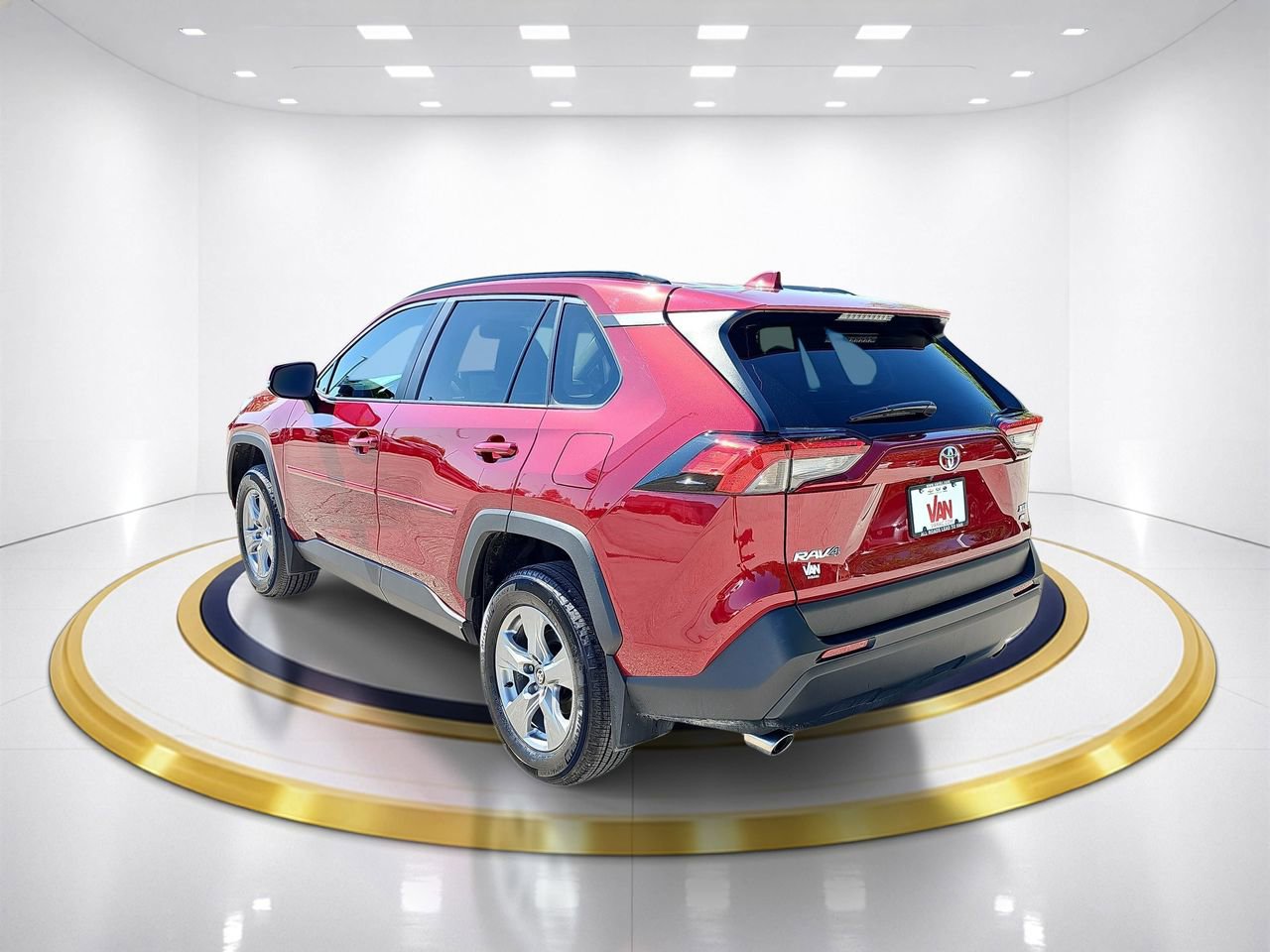 Used 2025 Toyota RAV4 XLE w/ Weather Package image 9