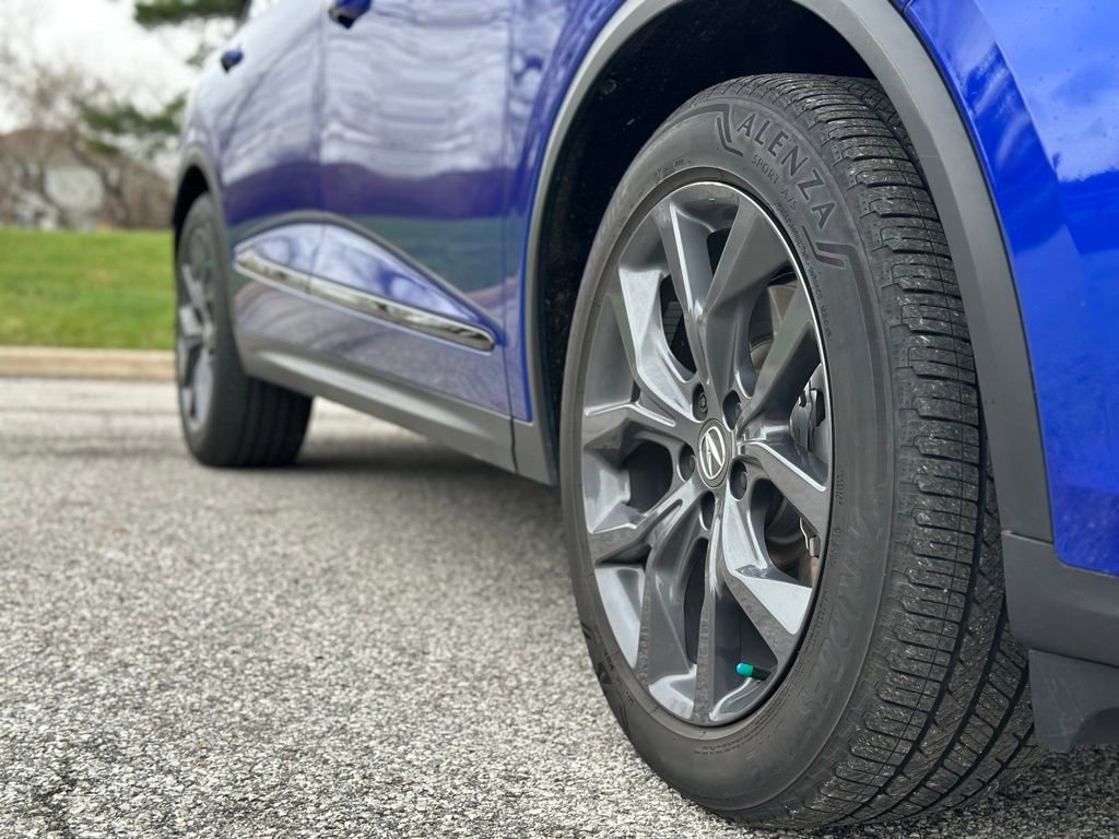 Used 2023 Acura MDX A-Spec image 9