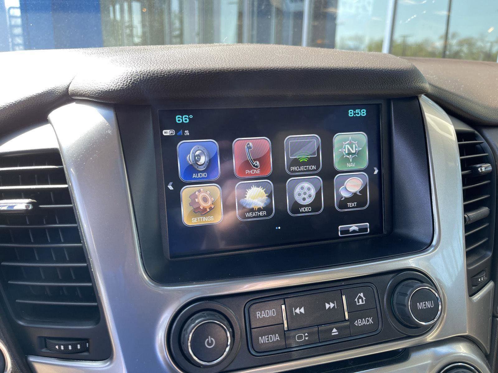 Used 2020 Chevrolet Tahoe Premier w/ Premier 6.2L Value Package image 29