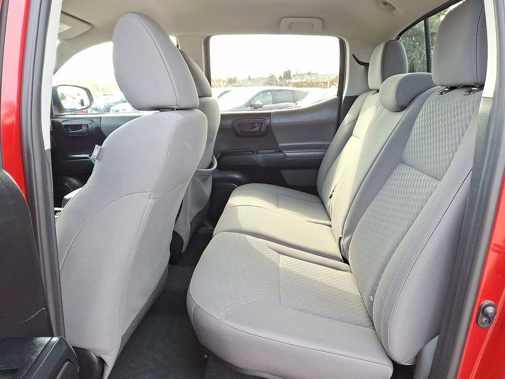 Used 2020 Toyota Tacoma SR image 10