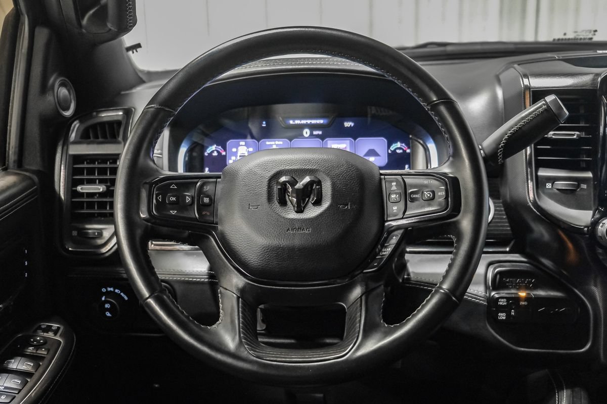 Used 2024 RAM 3500 Limited AWD/4WD image 16