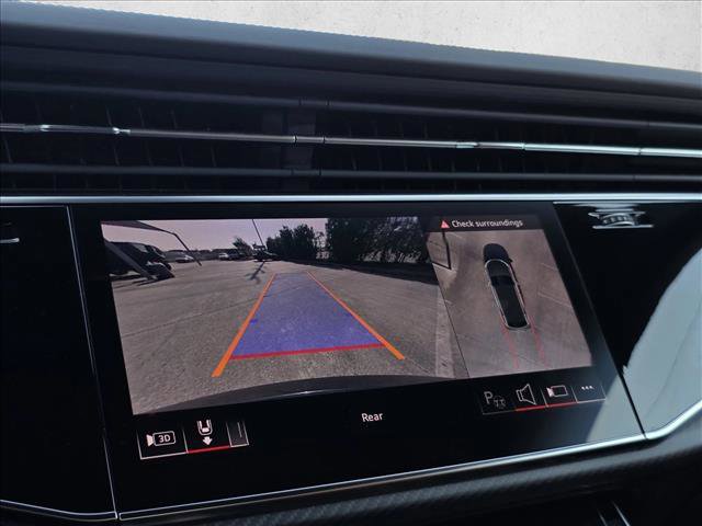 Certified 2024 Audi RS Q8 image 25