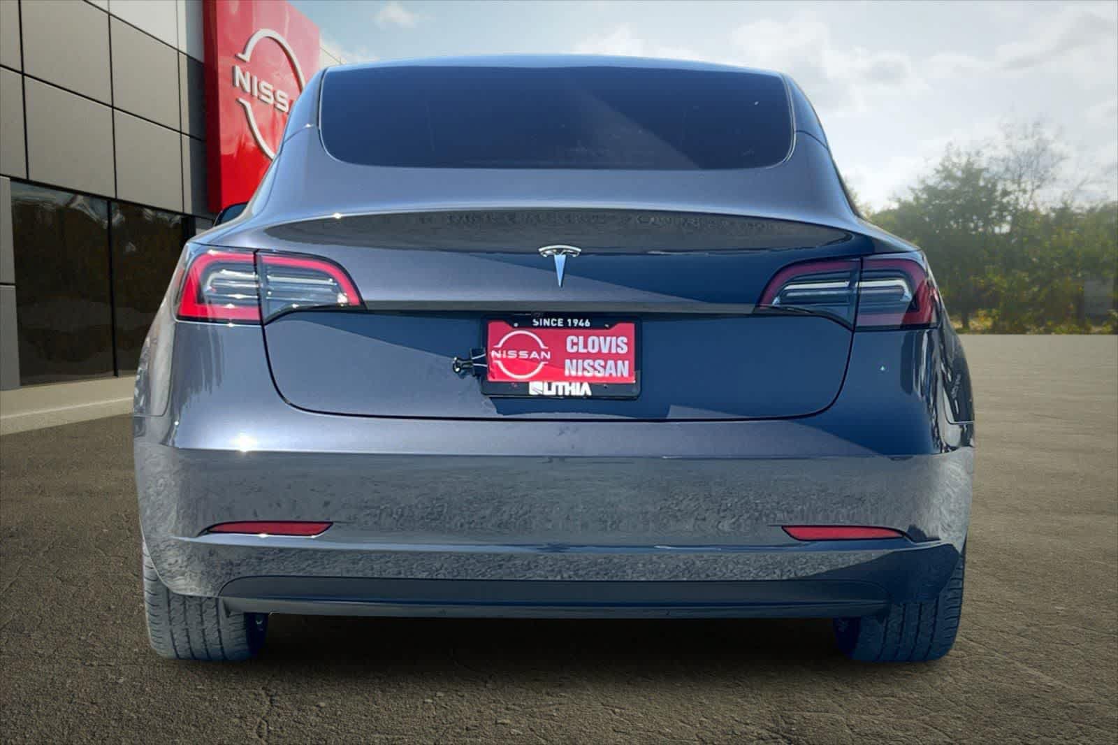 Used 2023 Tesla Model 3 Standard Range RWD image 8