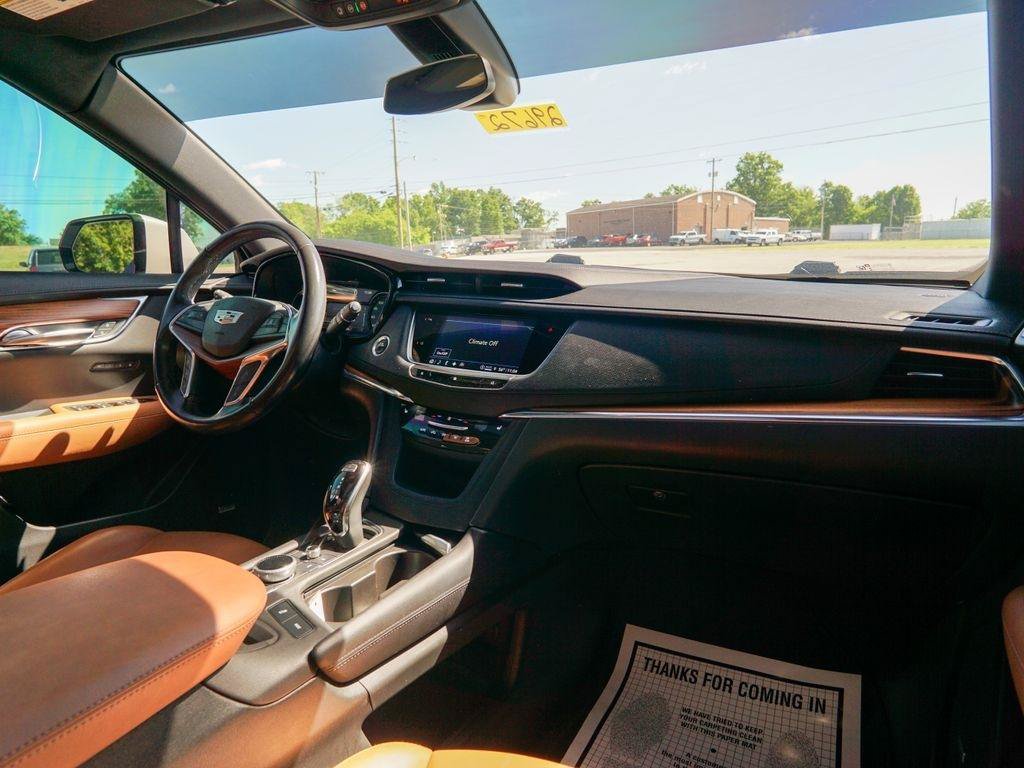 Used 2021 Cadillac XT5 Premium Luxury FWD image 16