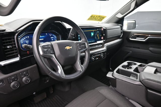 Used 2026 Chevrolet Silverado 1500 LT AWD/4WD image 19