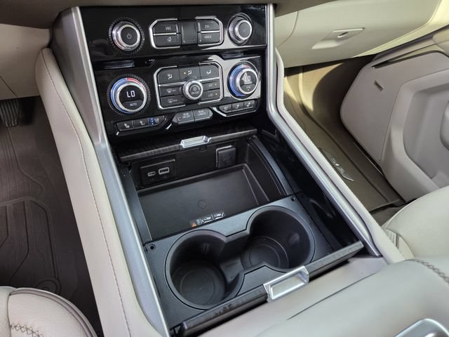 Used 2023 GMC Yukon Denali AWD/4WD image 13