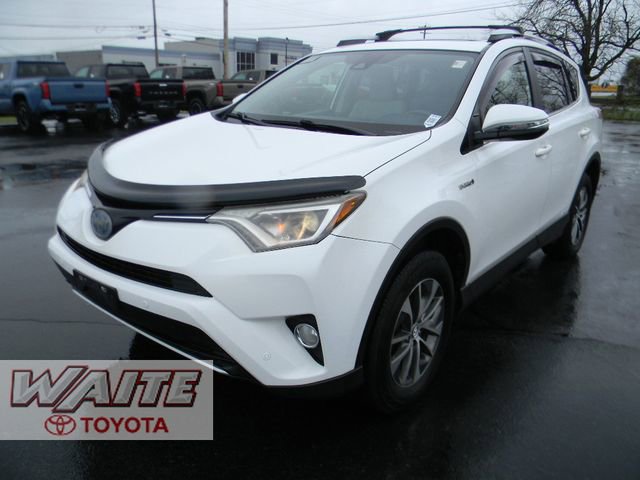 Used 2016 Toyota RAV4 XLE w/ Convenience Package AWD/4WD image 5