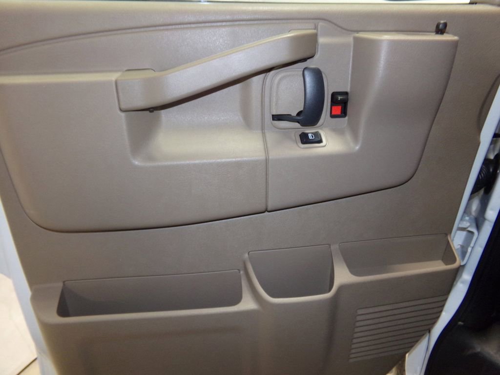 New 2025 GMC Savana 2500 w/ Driver Convenience Package image 10