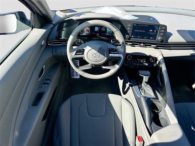 Used 2025 Hyundai Elantra Sport image 20