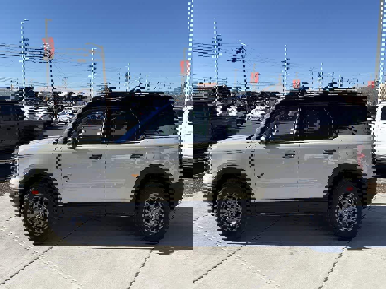 Used 2024 Ford Bronco Sport Badlands image 2