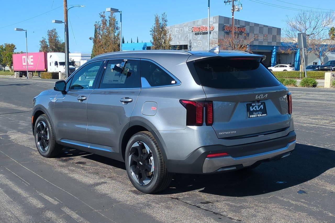 New 2026 Kia Sorento EX w/ EX Premium Package FWD image 7