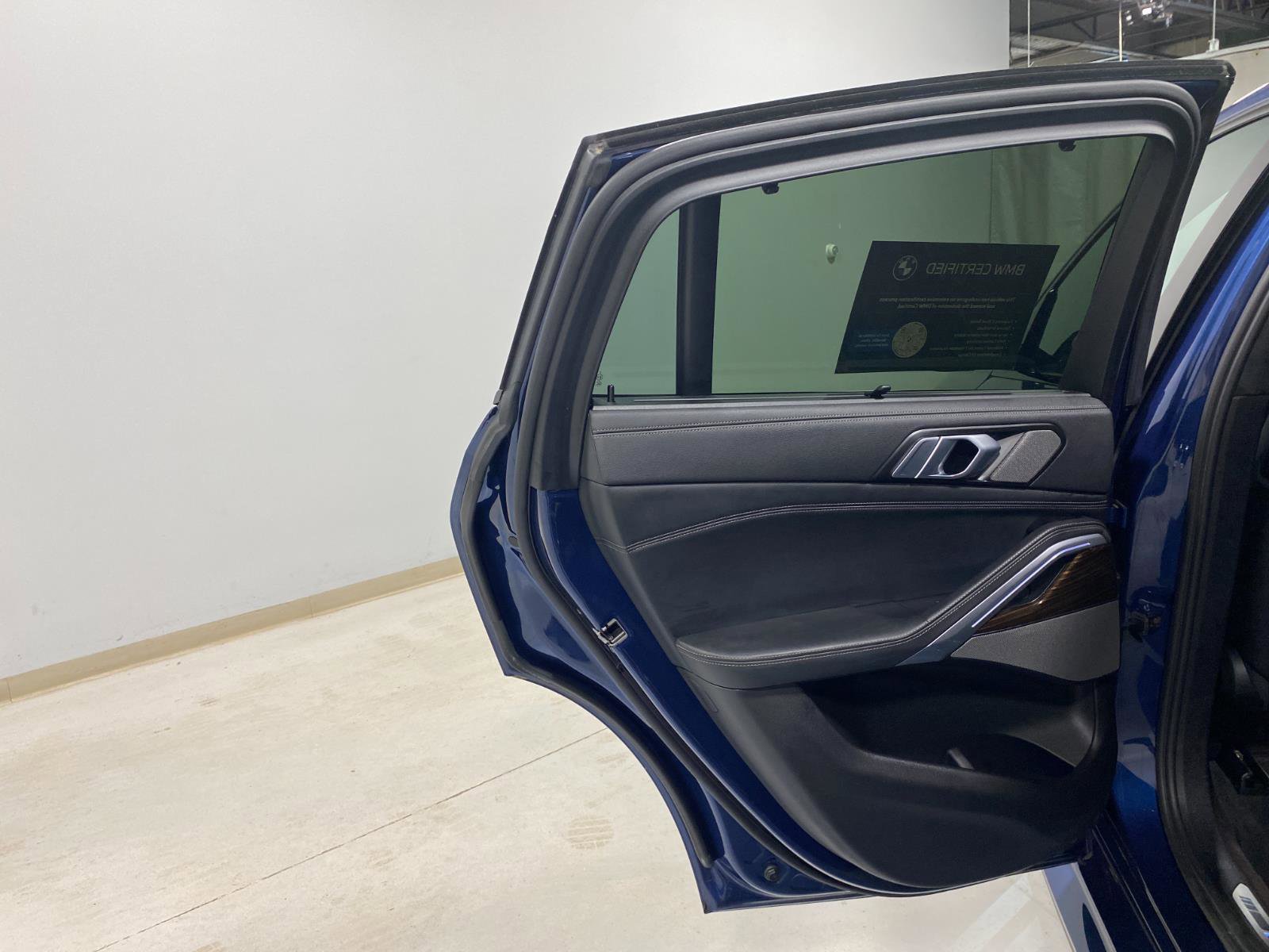 Certified 2023 BMW X6 xDrive40i w/ Executive Package image 22