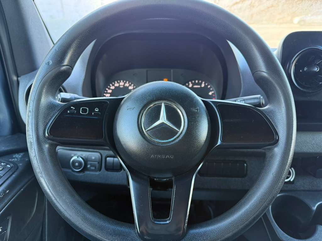 Used 2019 Mercedes-Benz Sprinter 144 image 7