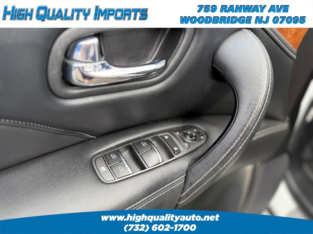 Used 2019 INFINITI QX80 Luxe w/ 22" Wheel Package AWD/4WD image 52