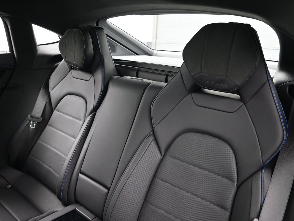 Used 2026 Porsche Panamera Turbo S AWD/4WD image 6
