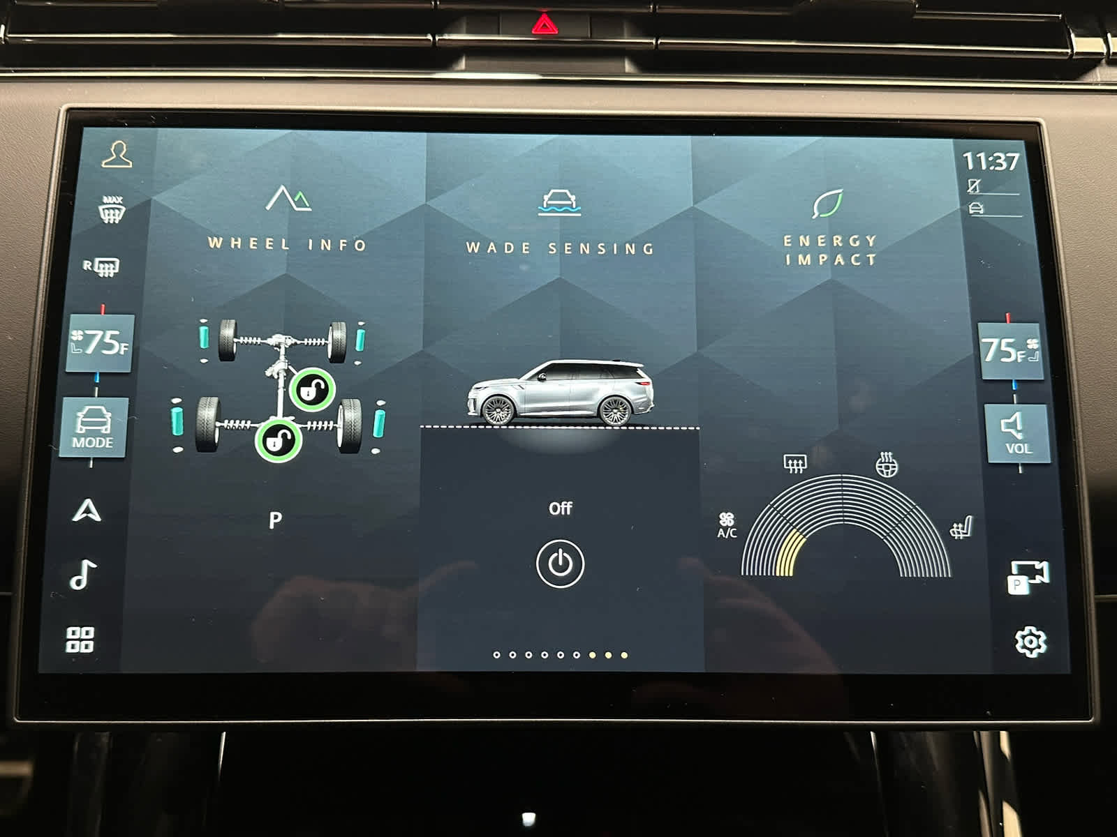 Used 2024 Land Rover Range Rover Sport image 36