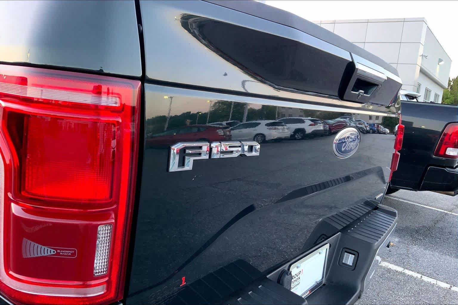 Used 2016 Ford F150 Lariat w/ Equipment Group 502A Luxury AWD/4WD image 28