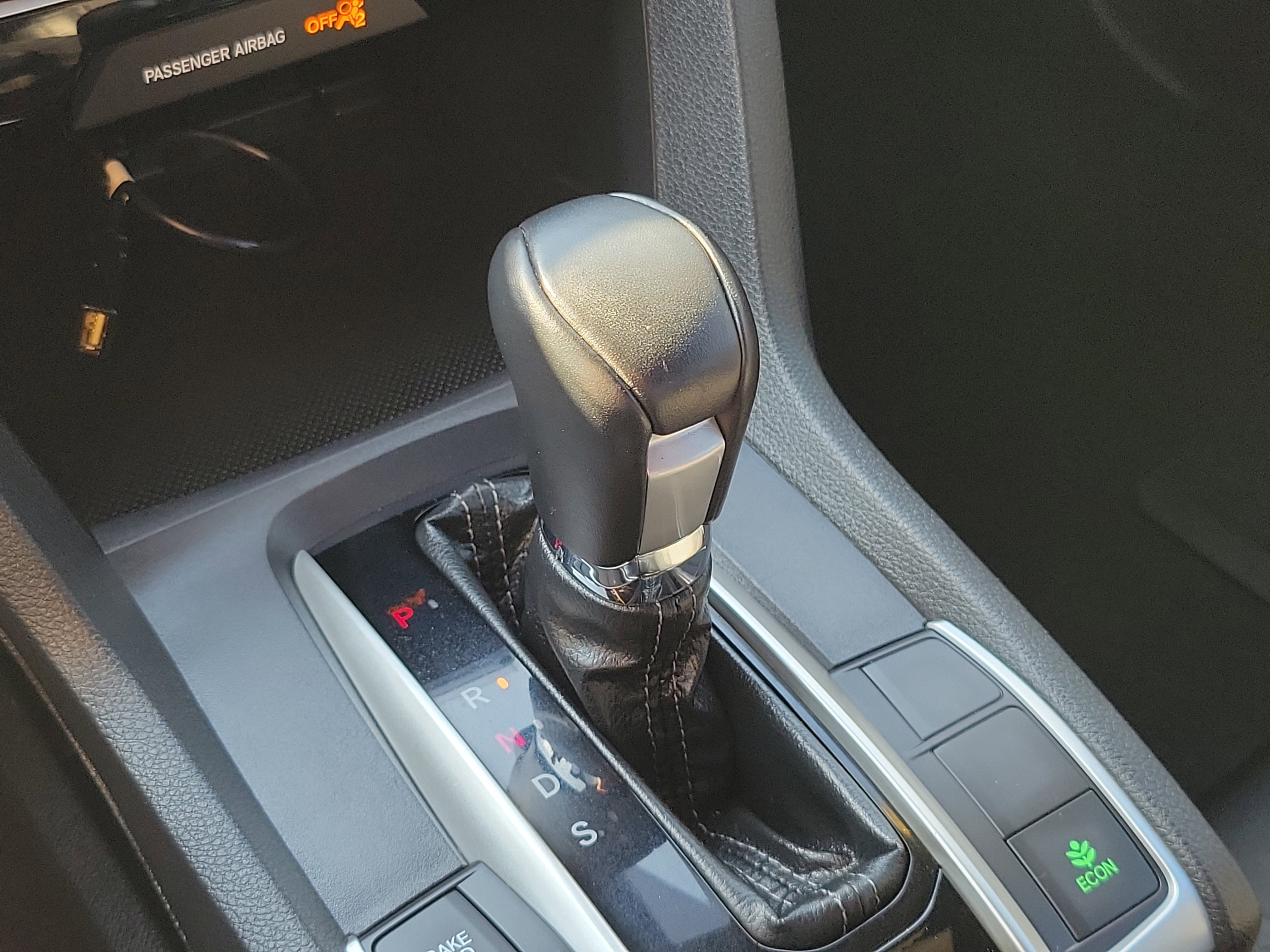 Used 2020 Honda Civic Sport image 28