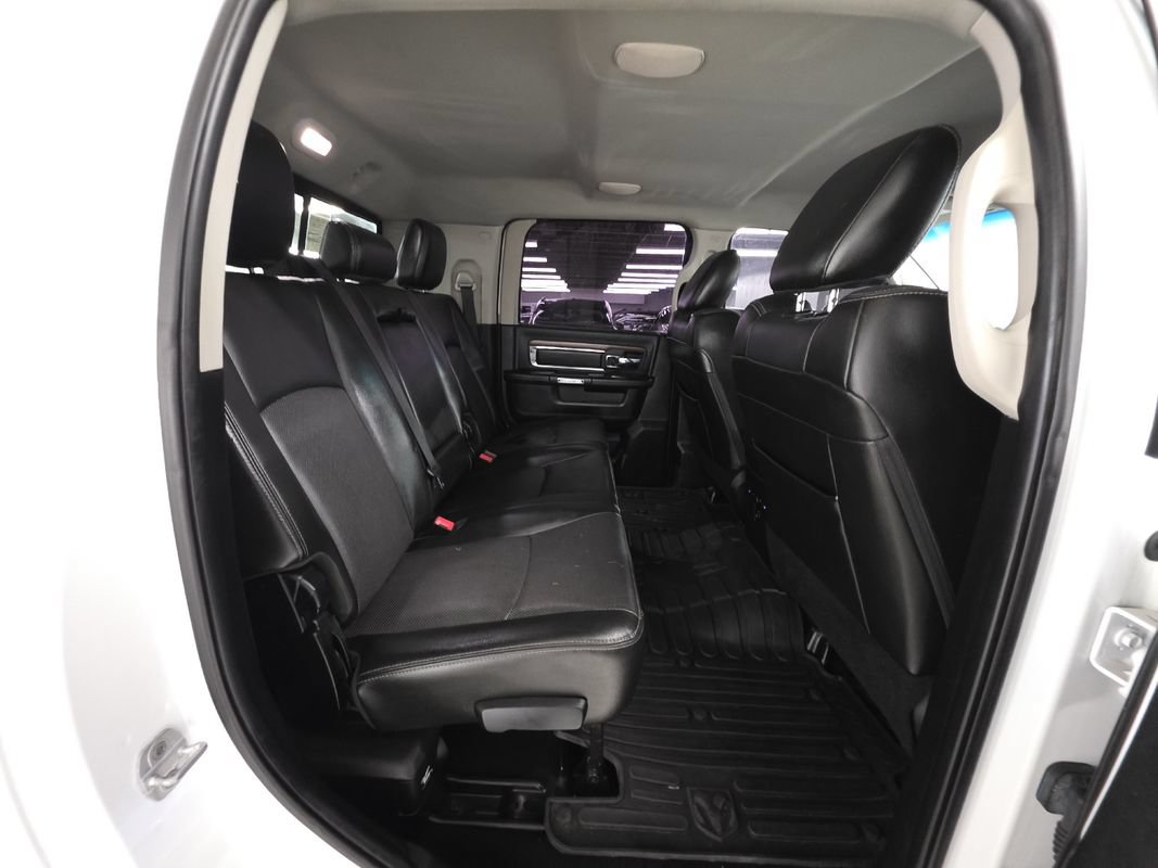 Used 2014 RAM 3500 Laramie AWD/4WD image 11