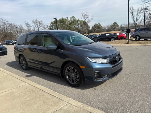 New 2026 Honda Odyssey Touring image 6