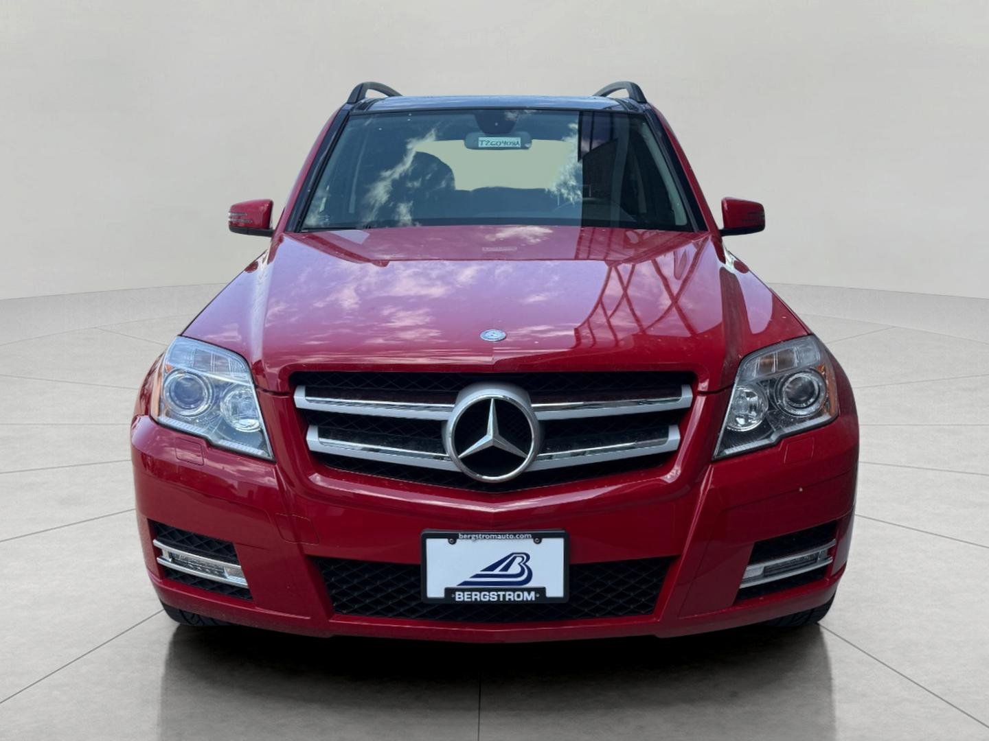 Used 2011 Mercedes-Benz GLK 350 4MATIC image 4