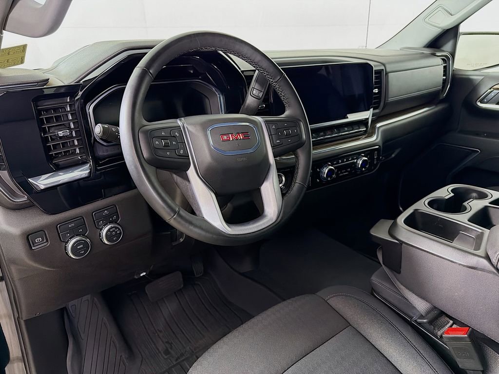 Used 2025 GMC Sierra 1500 Elevation AWD/4WD image 10