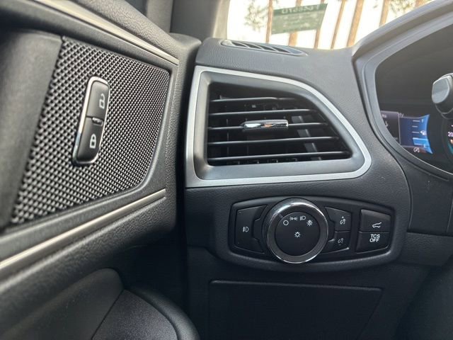 Used 2023 Ford Edge ST-Line image 25