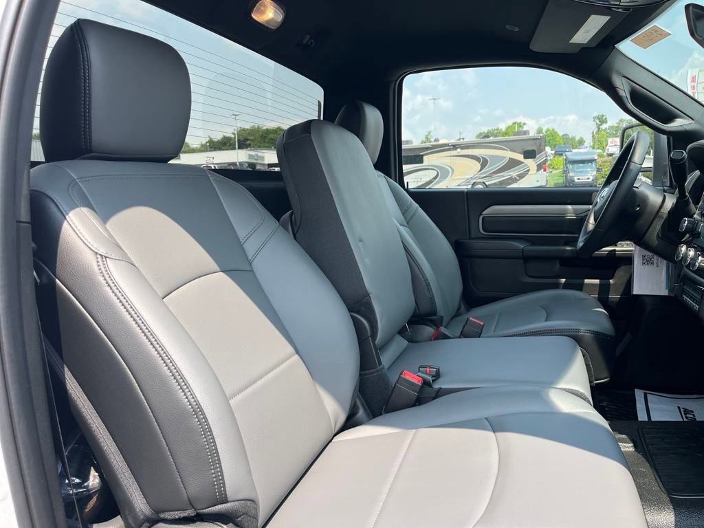 New 2025 RAM 5500 Tradesman image 19