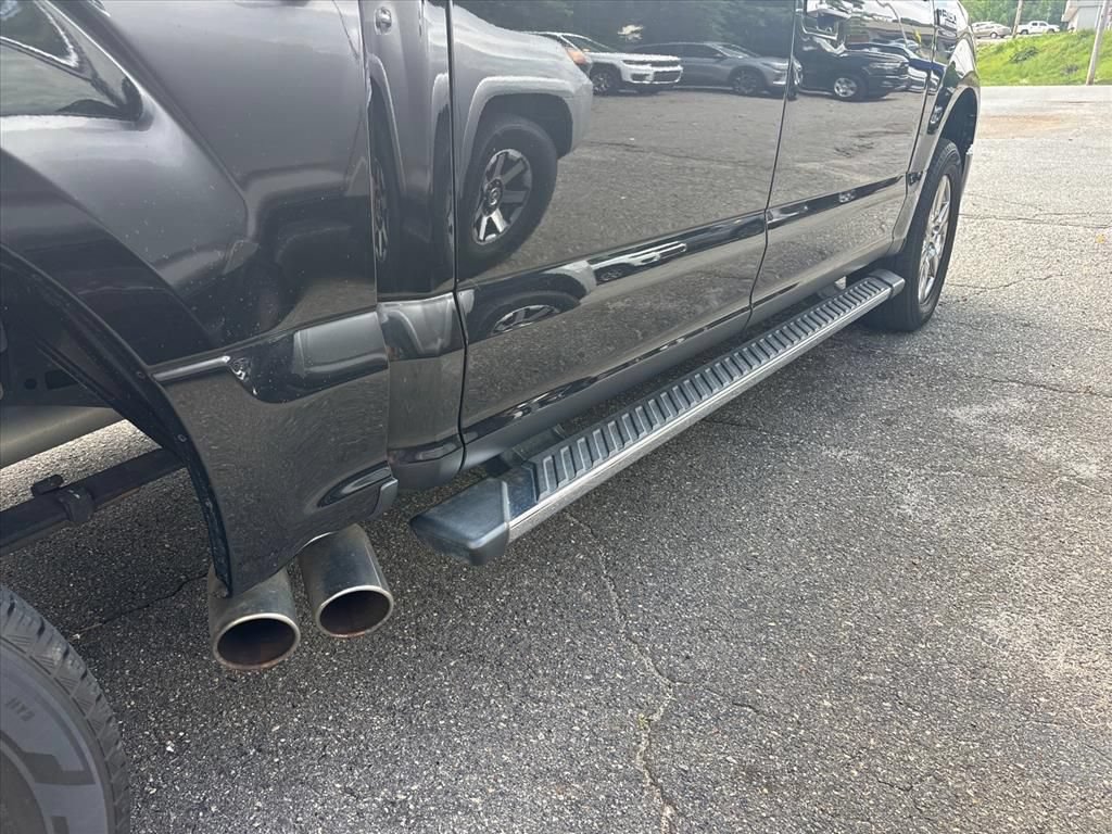 Used 2019 Ford F150 XLT w/ Equipment Group 302A Luxury AWD/4WD image 9