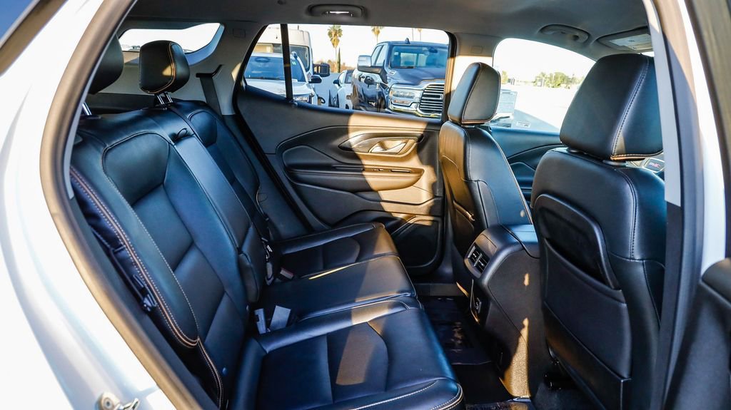 Used 2023 GMC Terrain AT4 image 19
